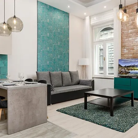 P43 Paulay * Budapeszt